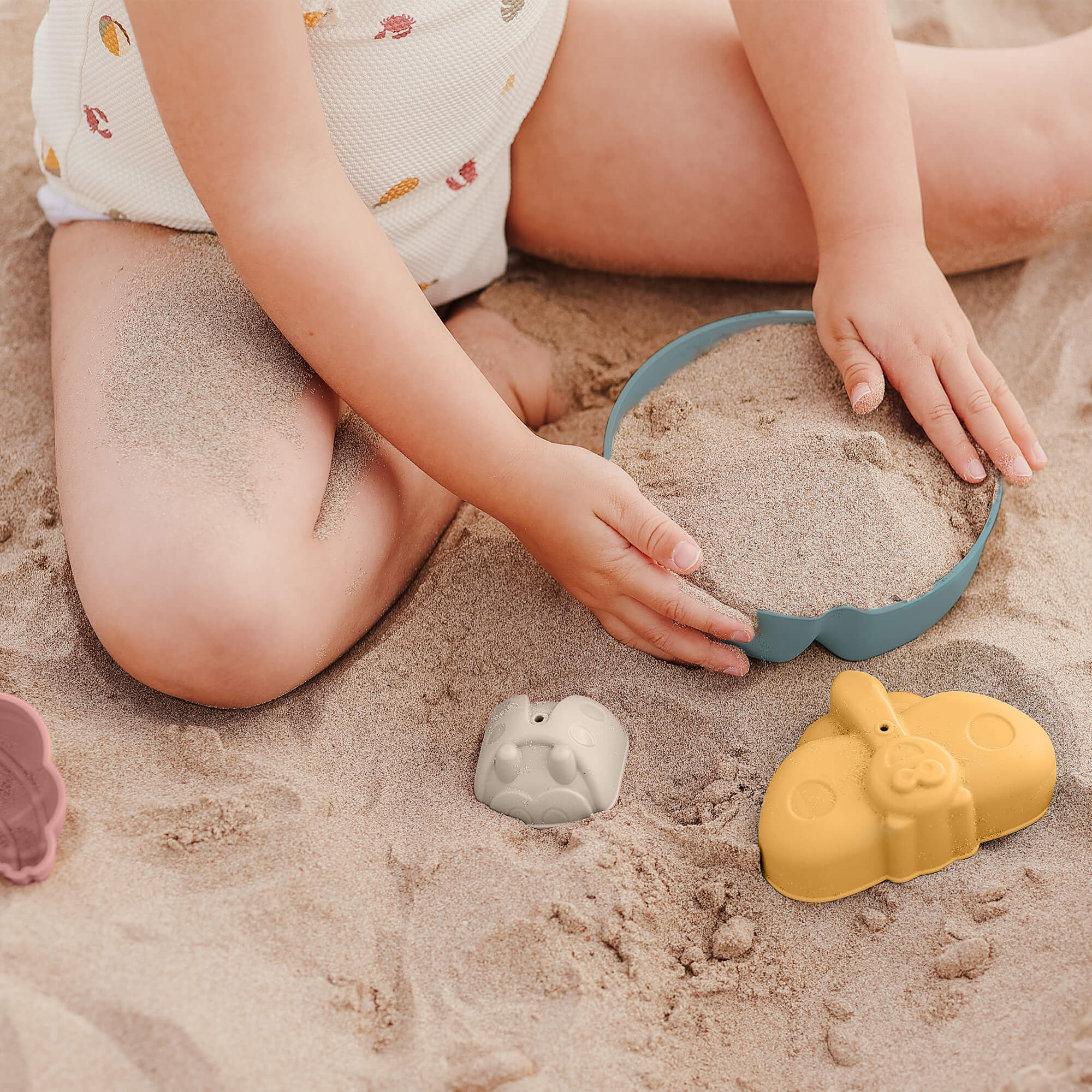 ECO Garden Critters Sand Molds